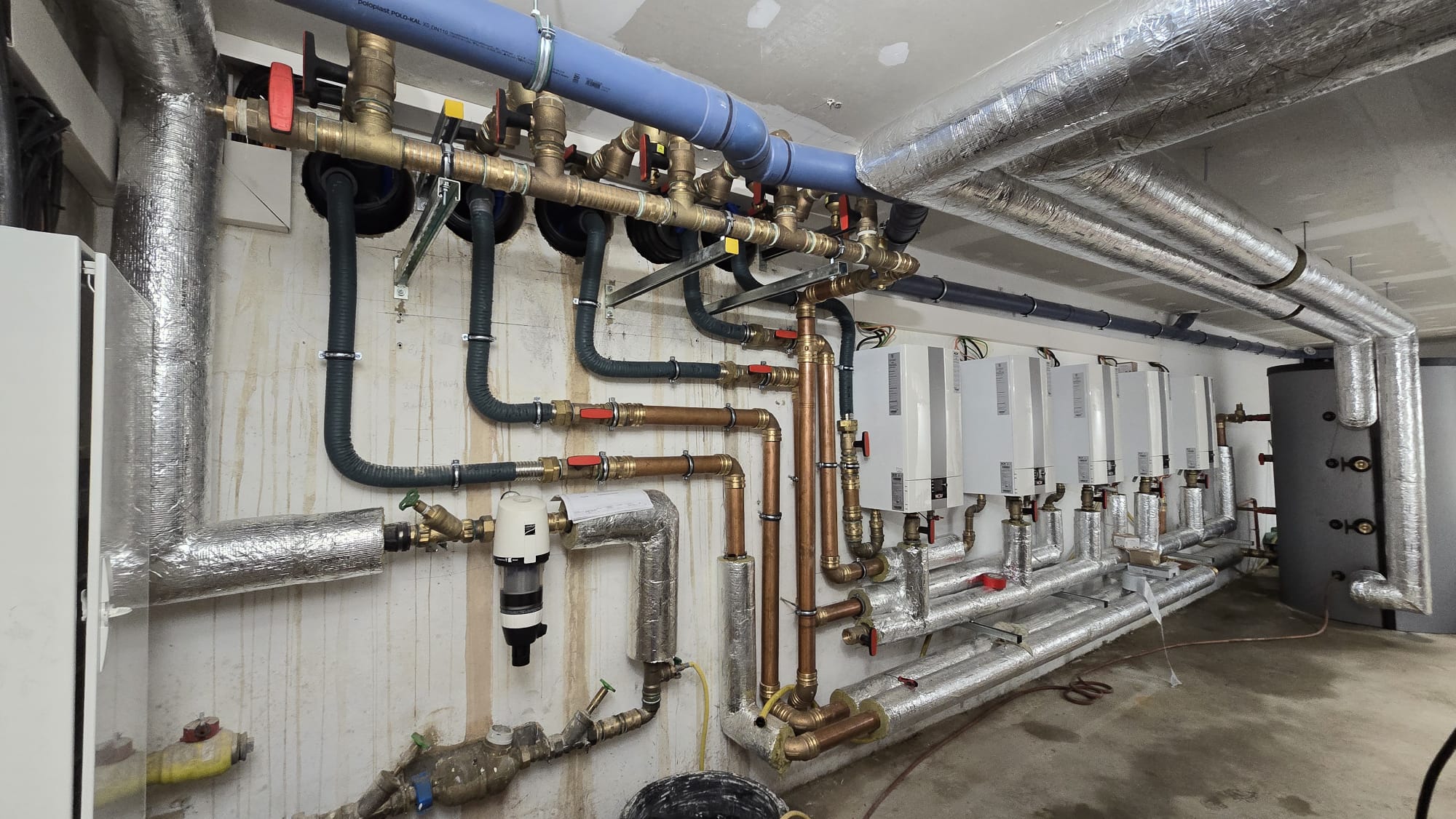 Heizung: Brennwert-Kaskade & Verrohrung